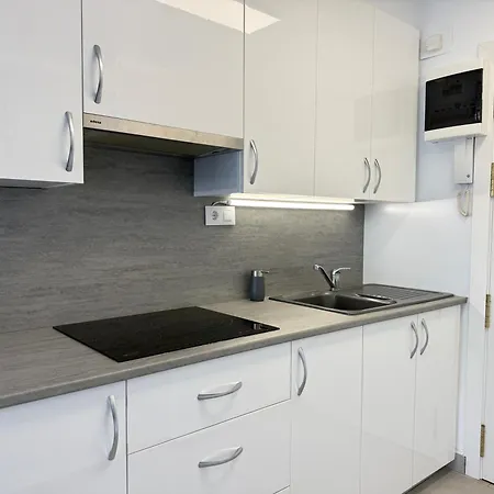 Agi Center 3302 Apartament